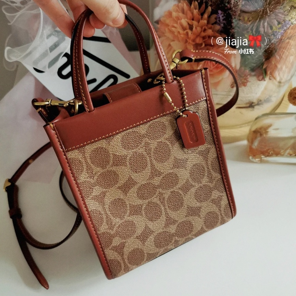 Coach Mini Chasin Tote Crossbody Bag